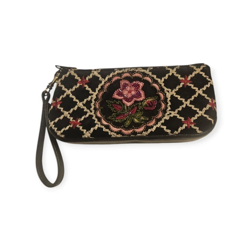 Isabella Fiore Wristlet